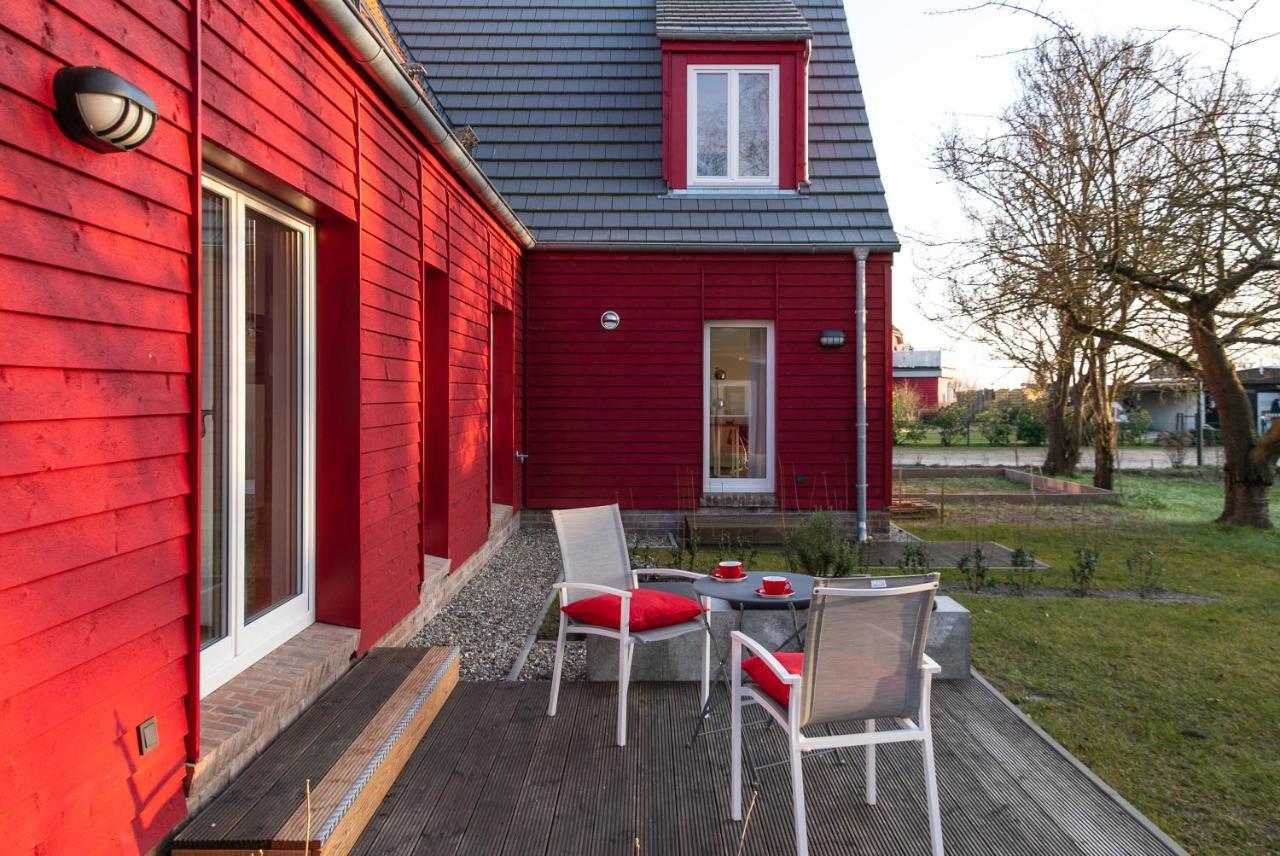 Ferienwohnung Rote Kate บอร์น ภายนอก รูปภาพ