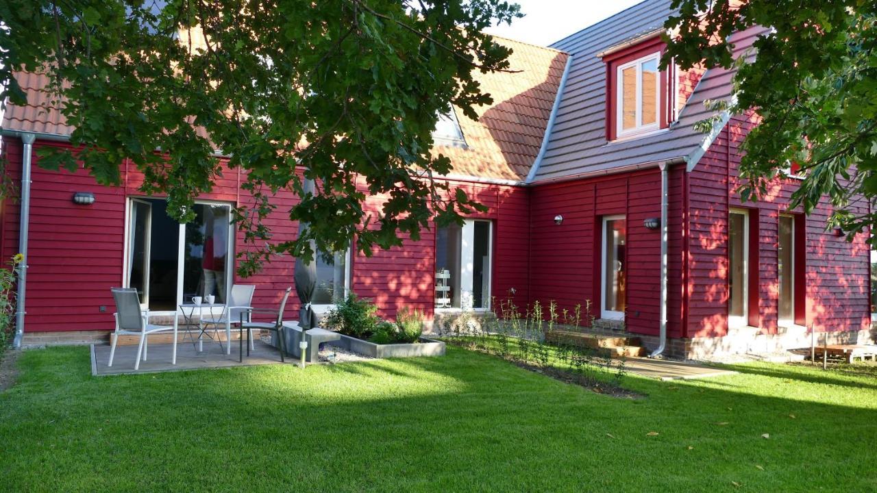 Ferienwohnung Rote Kate บอร์น ภายนอก รูปภาพ
